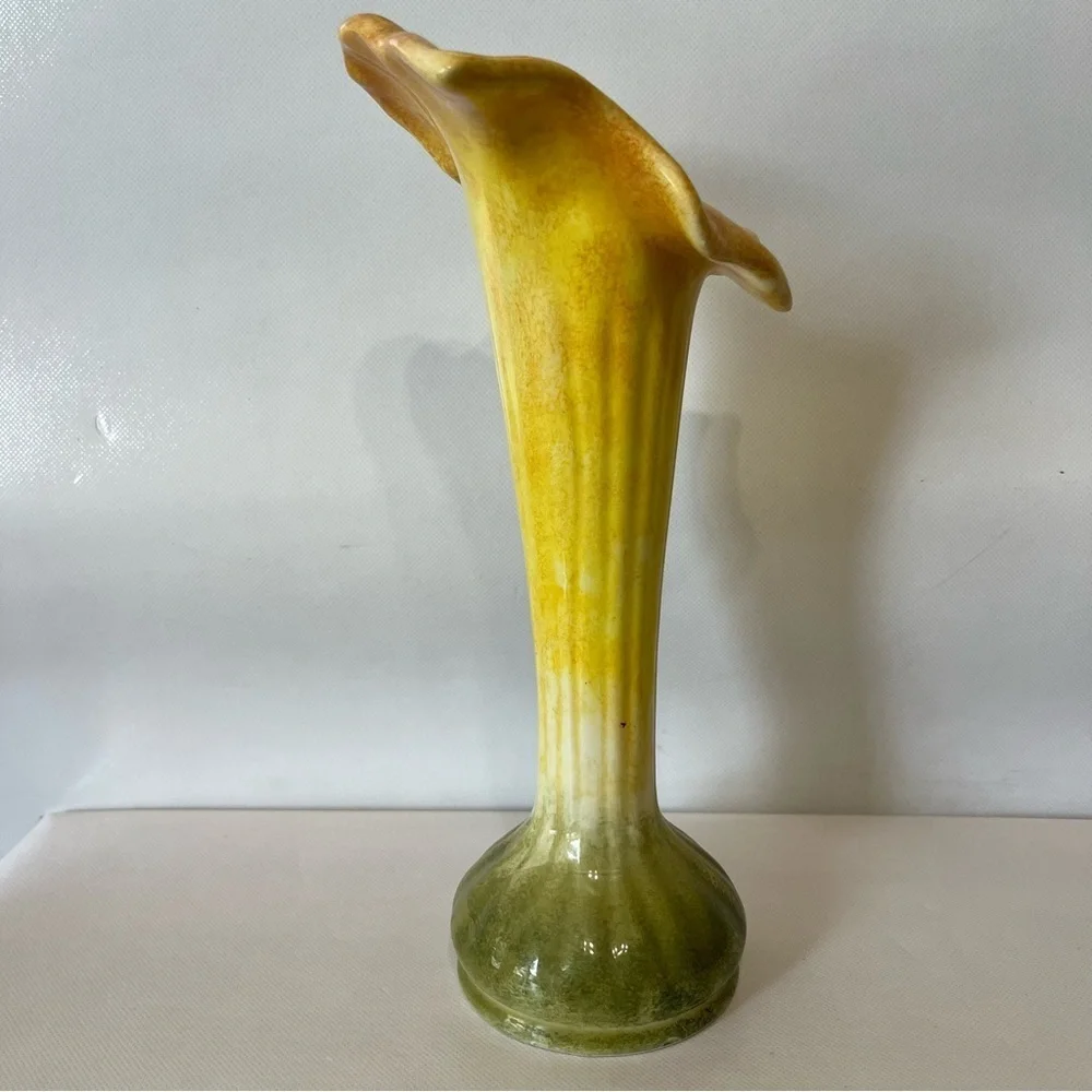 Vintage Italian Ceramic Yellow Green Jack in the Pulpit Vase Calla Lily